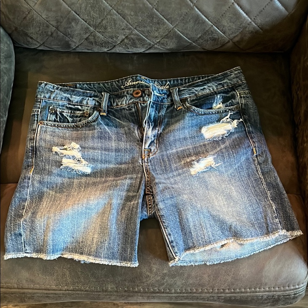 American Eagle Distressed Denim Jeans Shorts
